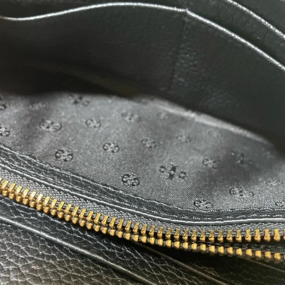 Tory Burch Black Pebbled Leather Wallet - Picture 11 of 14